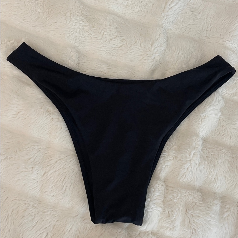 Byron Bottom - Black - Picture 4 of 6